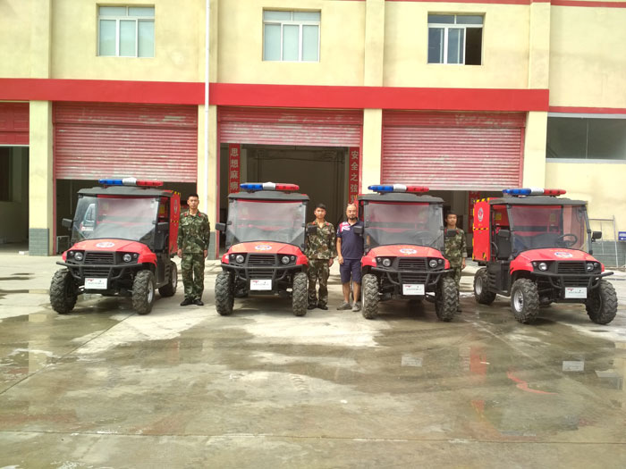 4辆UTV450消防摩托车抵达甘孜州正式服役